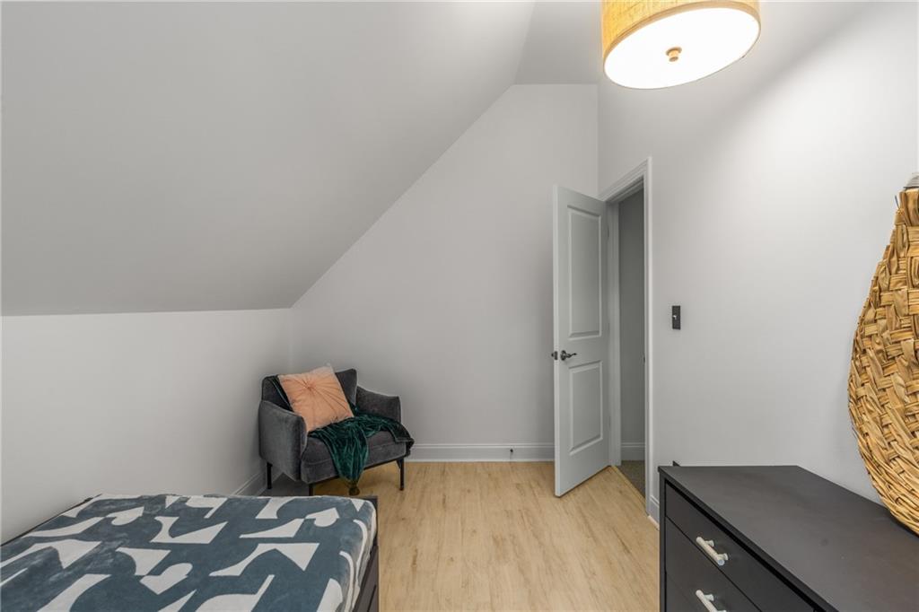 1558 Ridenour Parkway NW