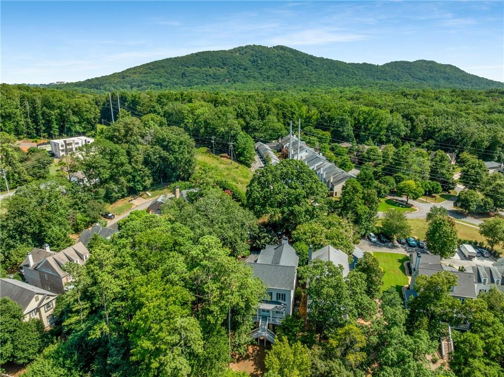 1558 Ridenour Parkway NW