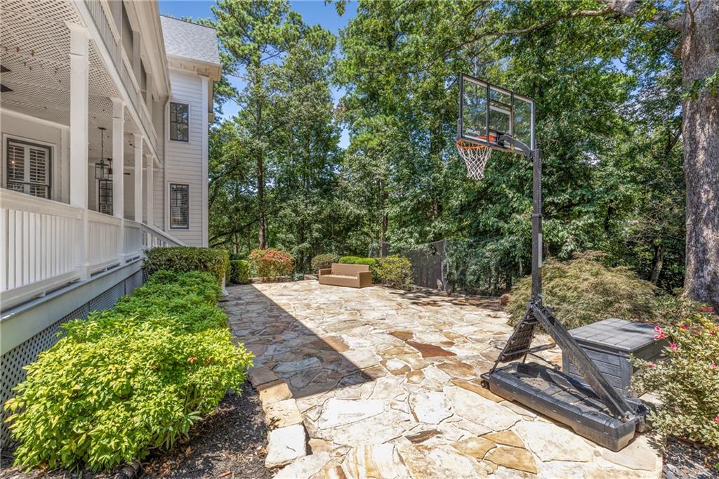 1558 Ridenour Parkway NW