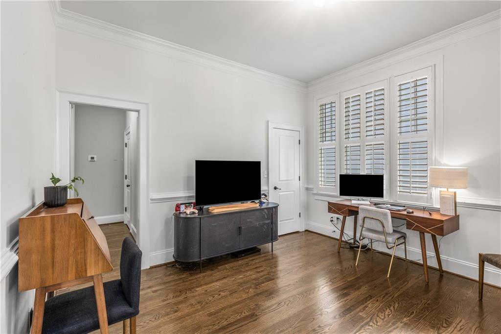 1558 Ridenour Parkway NW