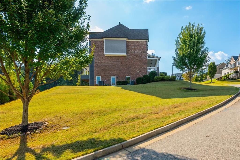 4675 Bluffside Court