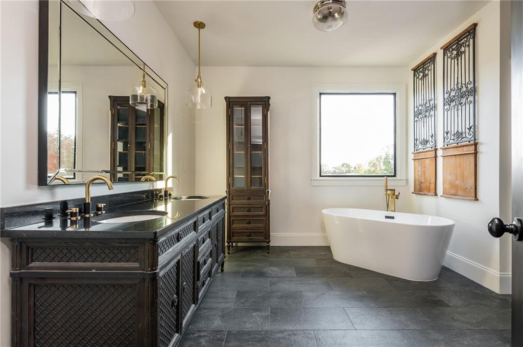 4675 Bluffside Court