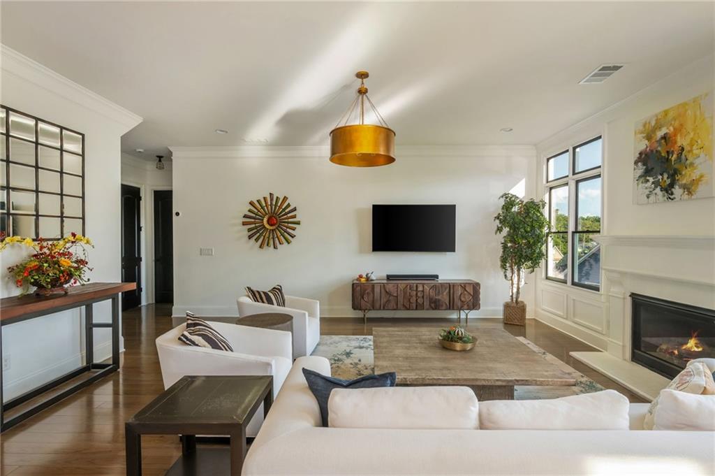 4675 Bluffside Court