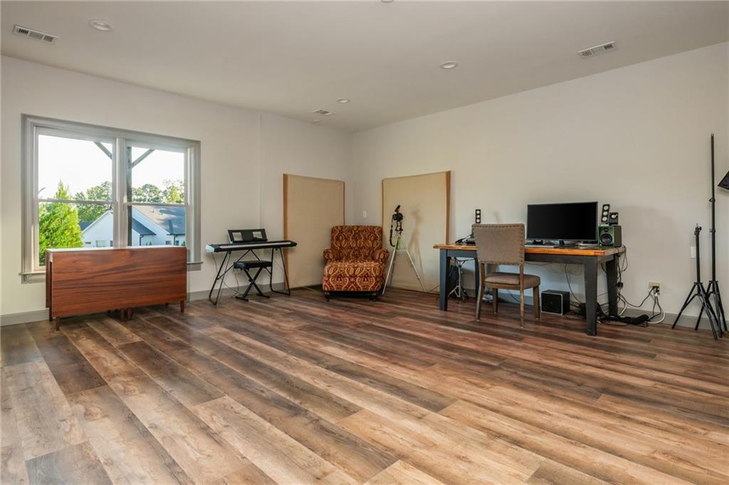 4675 Bluffside Court