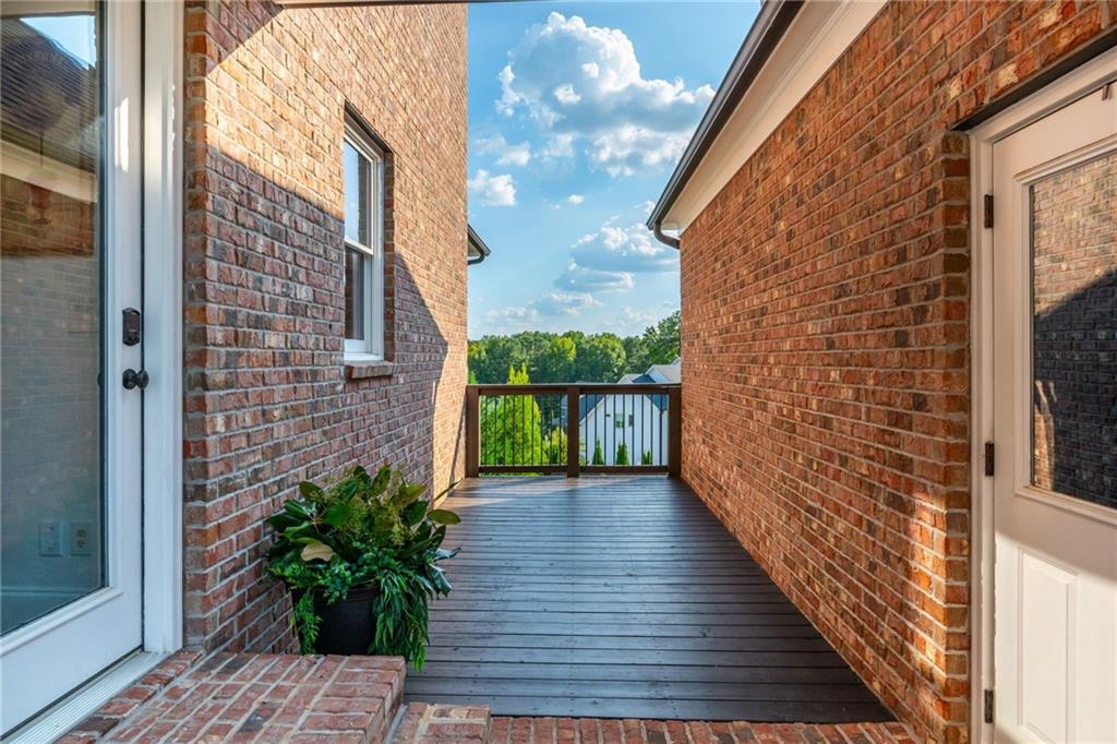 4675 Bluffside Court