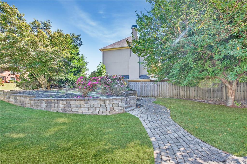 5807 Brookstone Walk NW