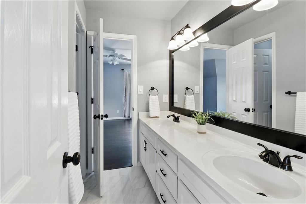 5807 Brookstone Walk NW