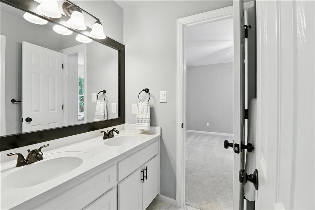 5807 Brookstone Walk NW