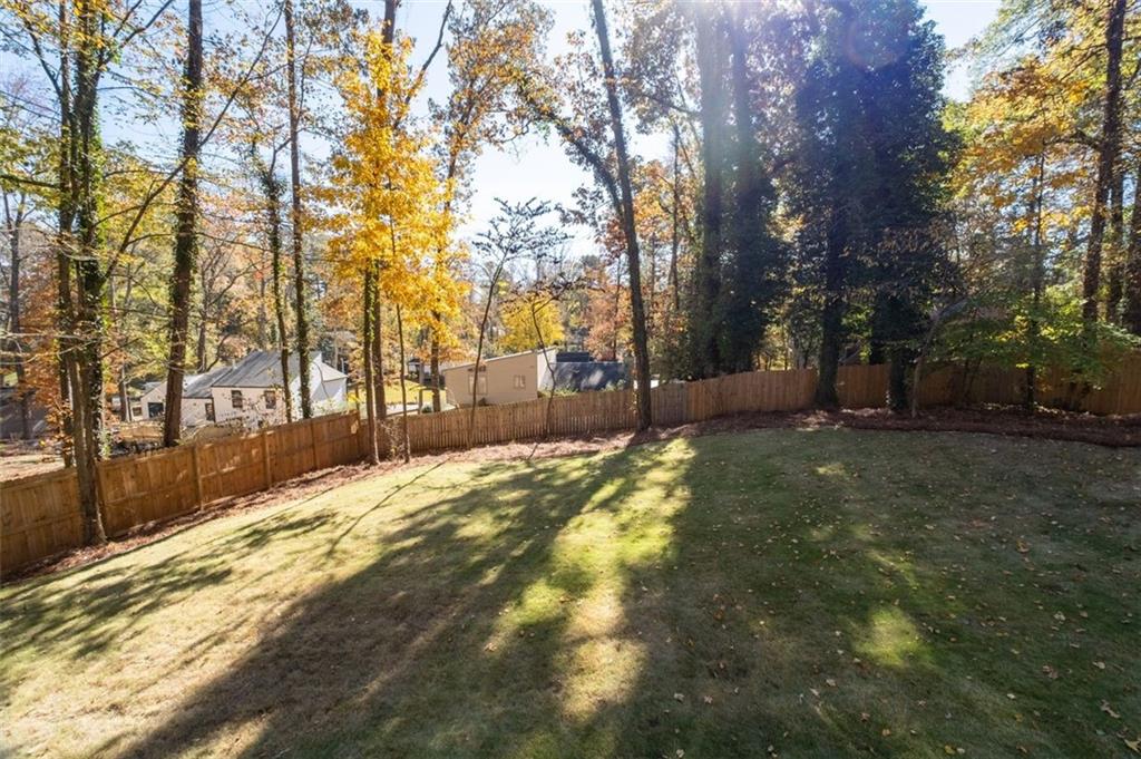 1718 CHRISTIE Drive NE