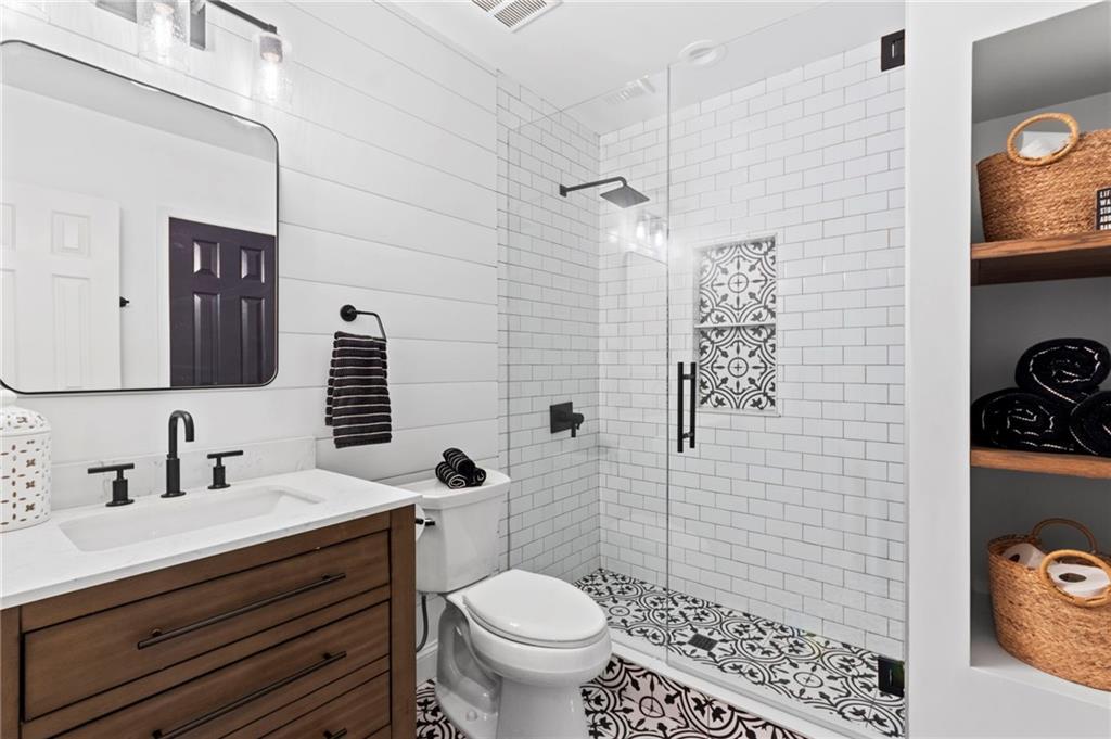 1503 Waynesborough Court