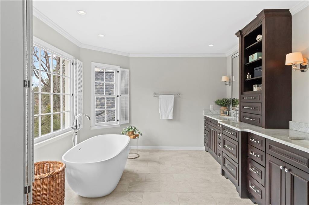 1503 Waynesborough Court