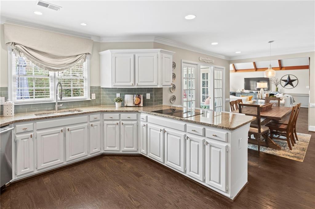 1503 Waynesborough Court