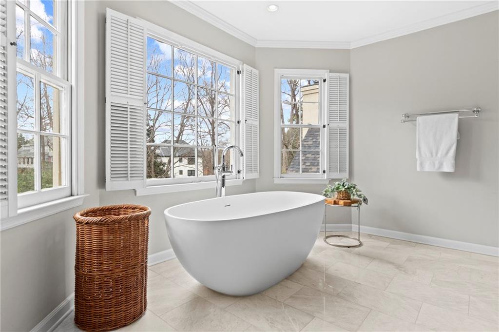 1503 Waynesborough Court