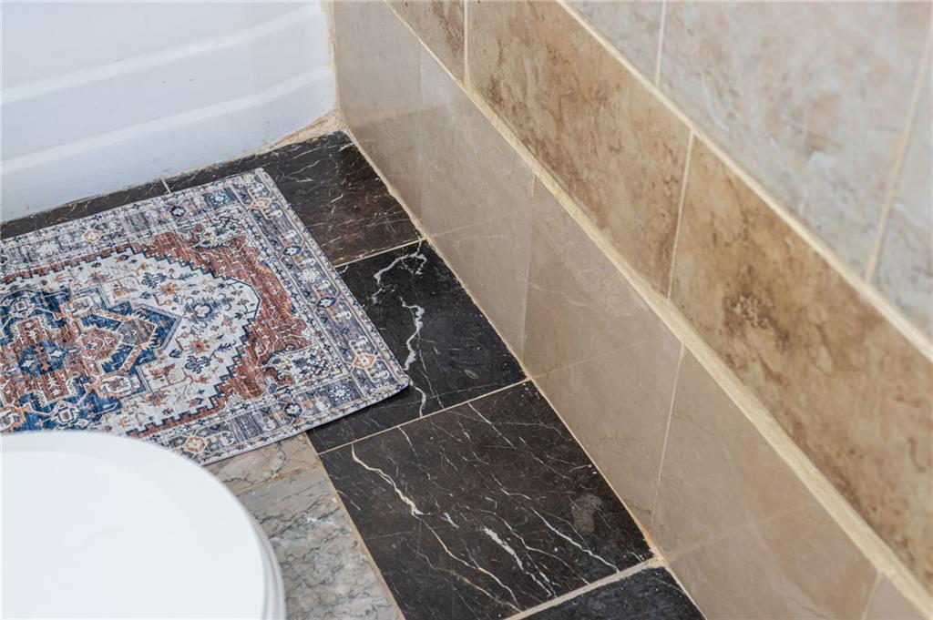 1058 Birch Street SW