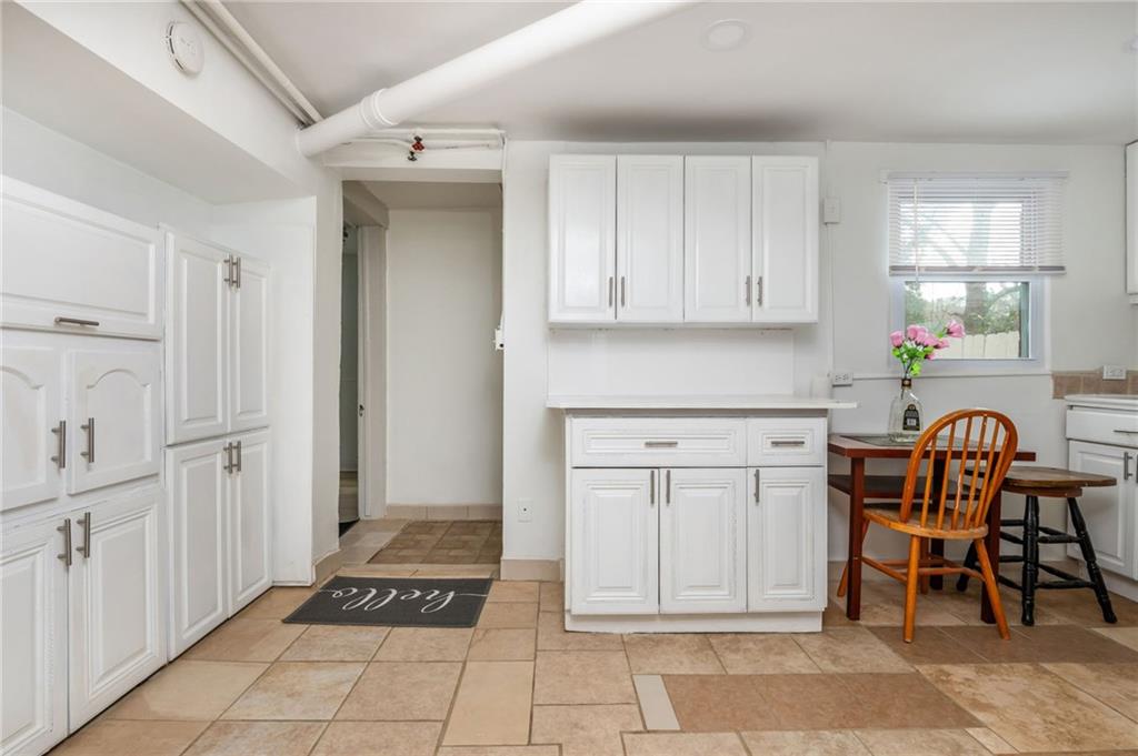 1058 Birch Street SW