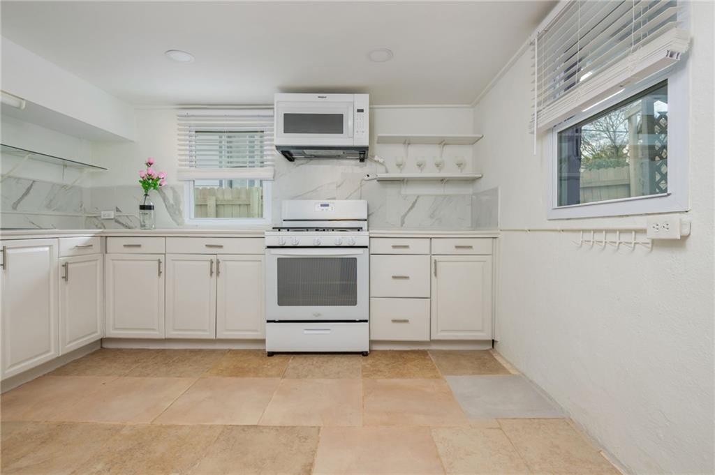 1058 Birch Street SW