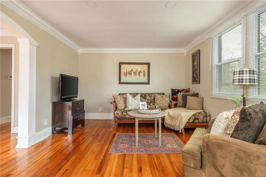 1058 Birch Street SW