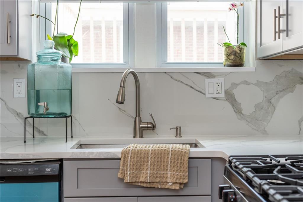 1058 Birch Street SW