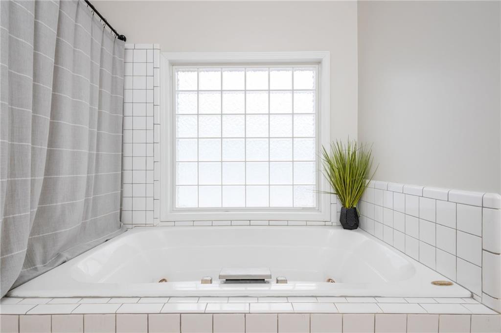 1331 Dayspring Trace