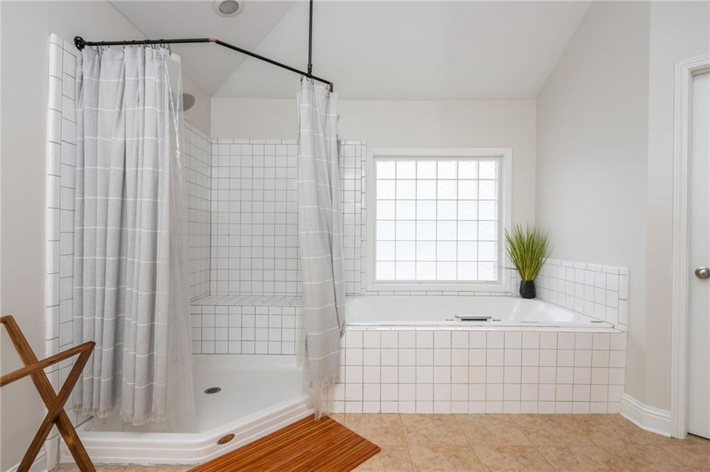 1331 Dayspring Trace