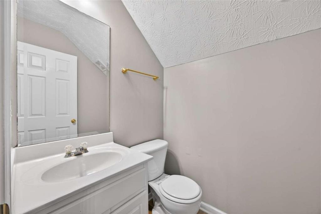 402 MOUNT LAUREL Drive