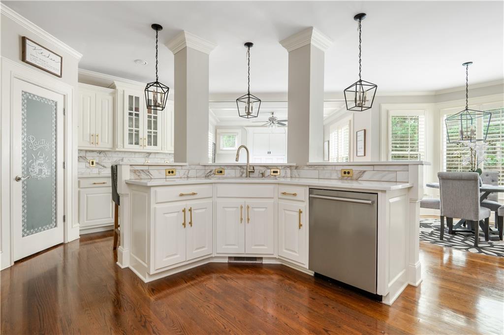 2621 Trailing Ivy Way