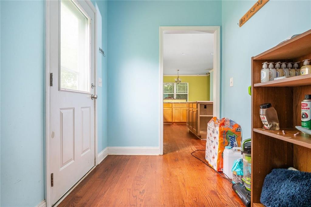 2195 Pinetree Drive