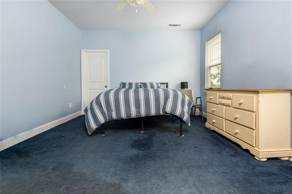 2195 Pinetree Drive