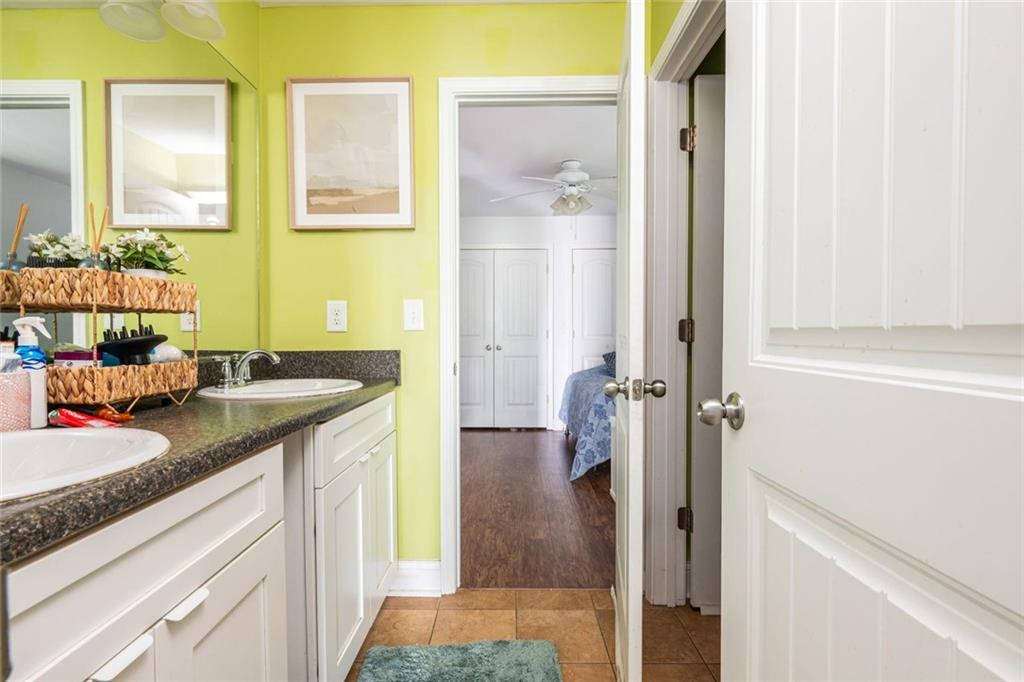 2195 Pinetree Drive