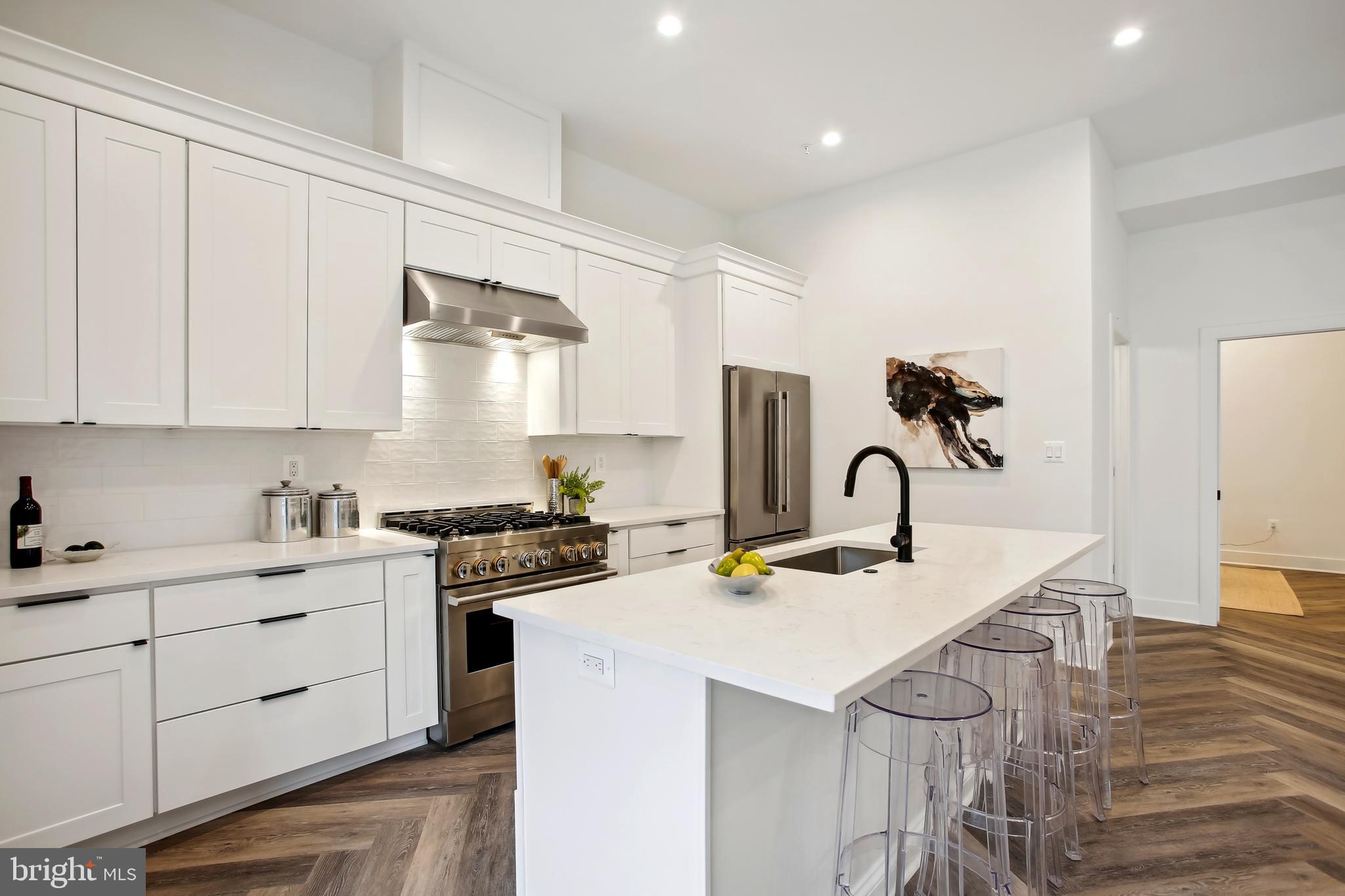 817 S STREET NW Unit: 101