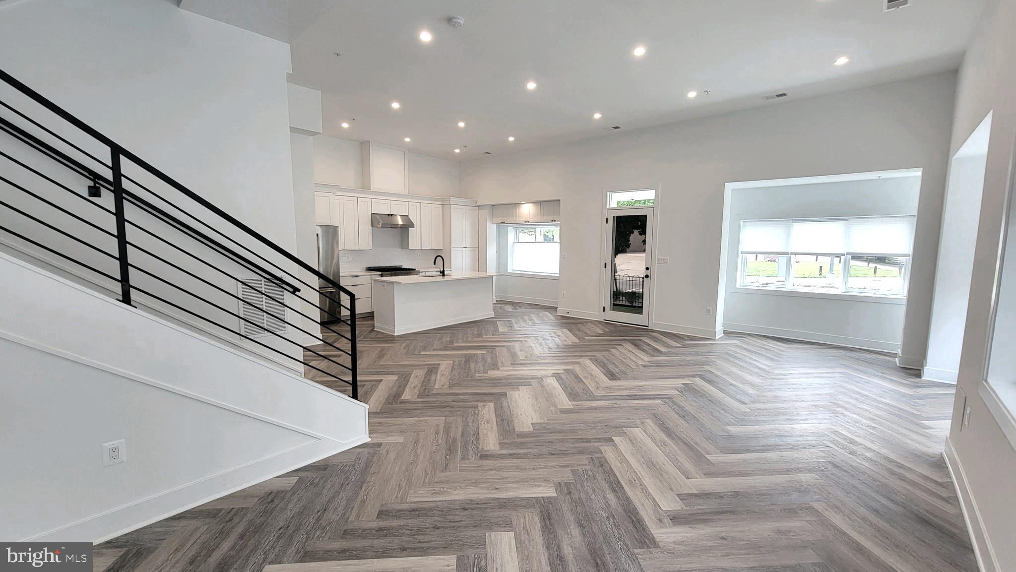 817 S STREET NW Unit: 101