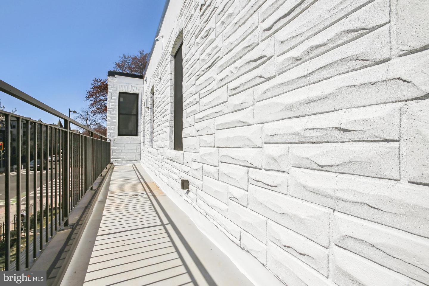 817 S STREET NW Unit: 201