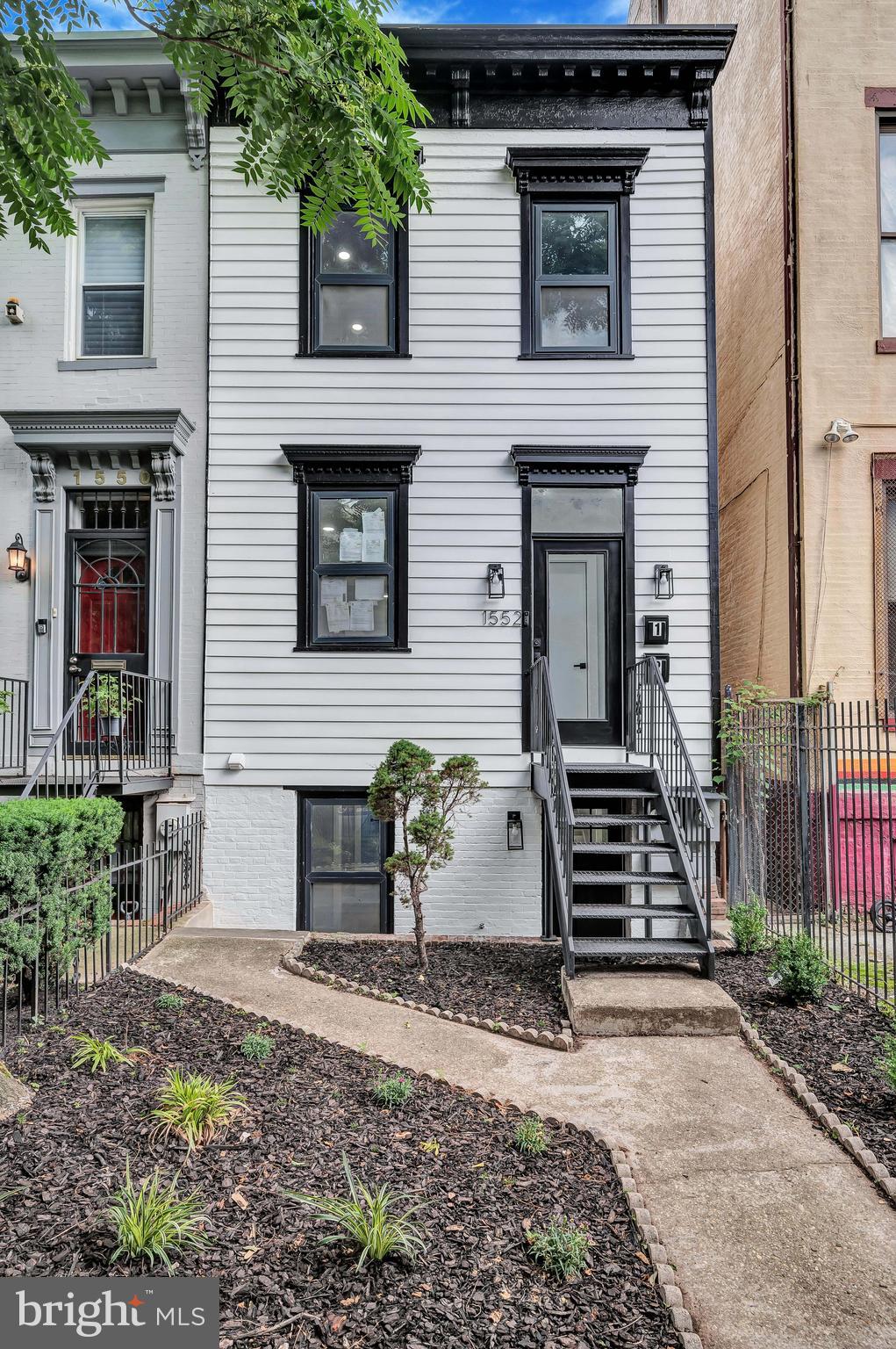 1552 8th STREET NW Unit: UNIT 2