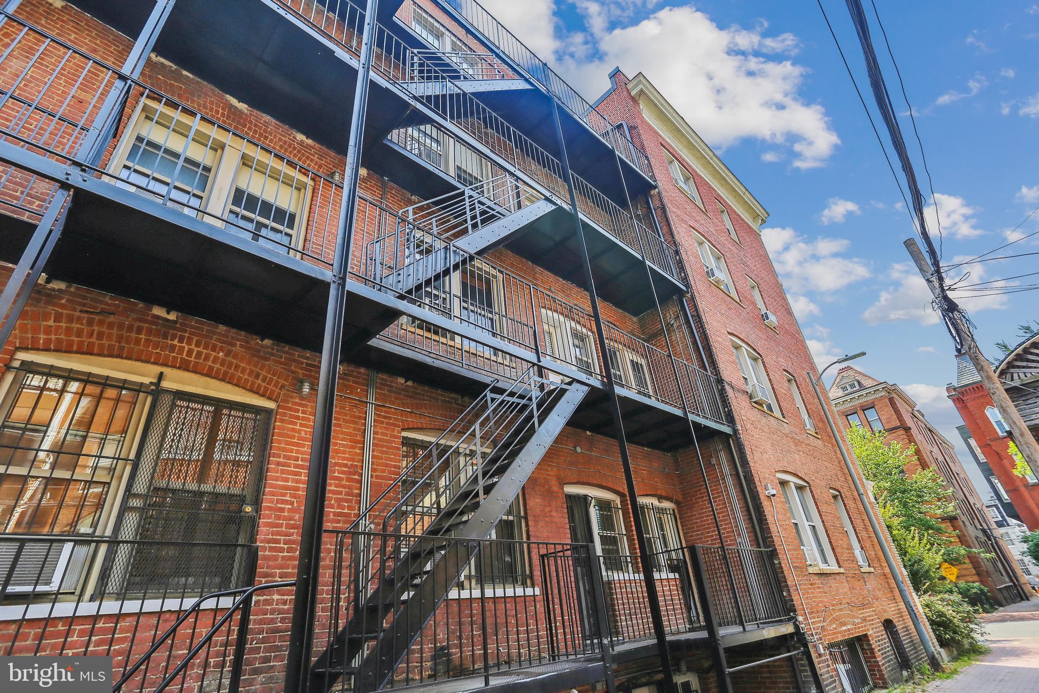 1833 S STREET NW Unit: 22