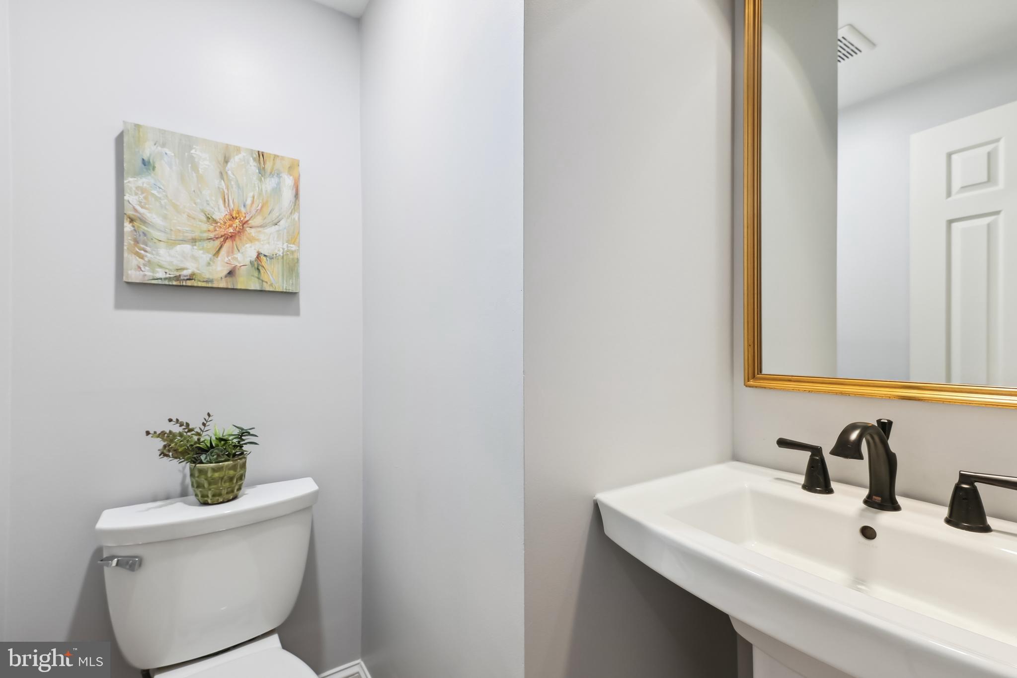 1813 16TH STREET NW Unit: 1A