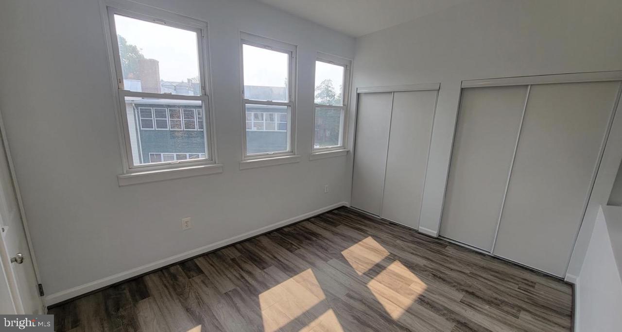 4009 8TH STREET NE Unit: 4