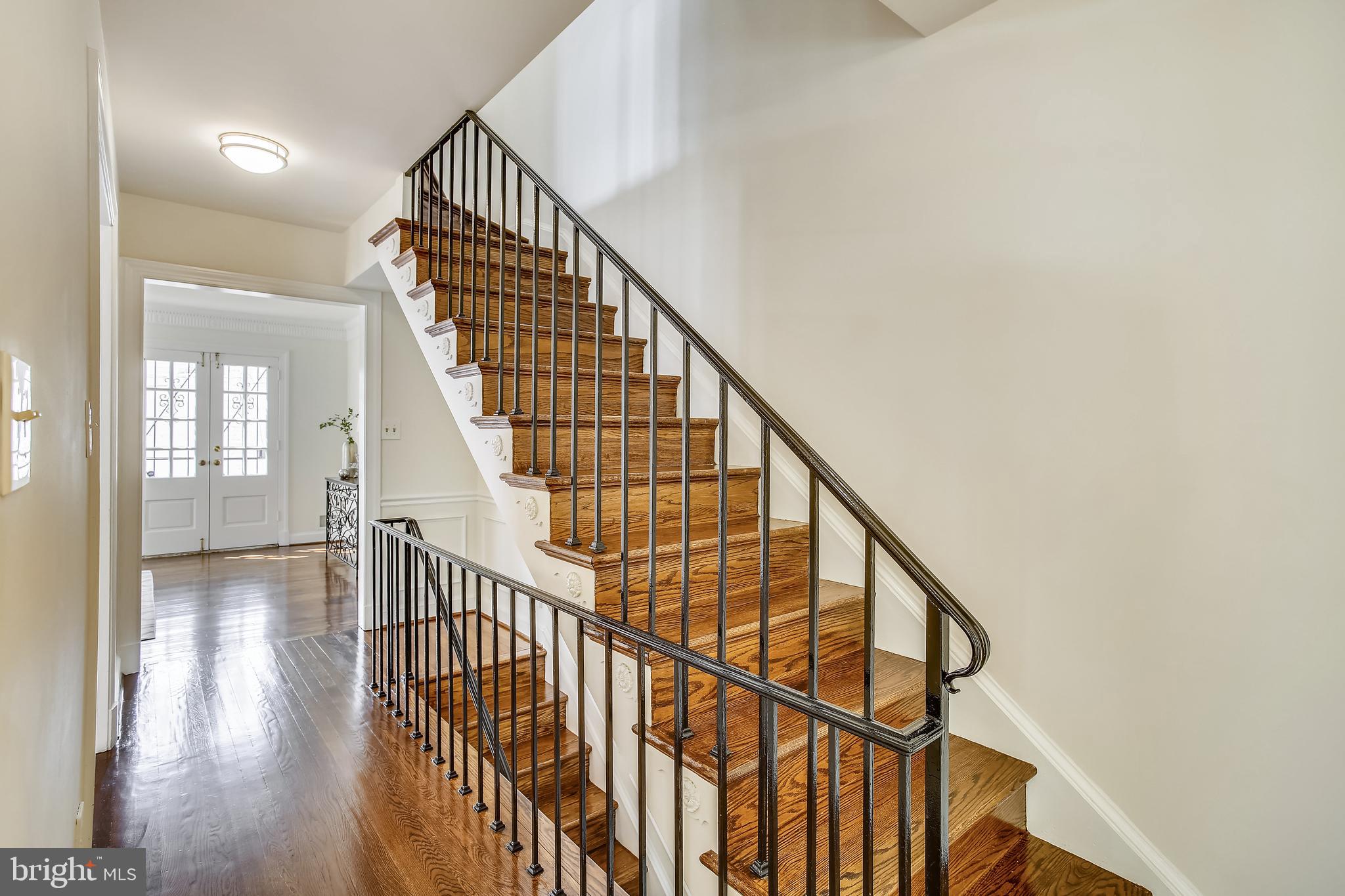 3508 WHITEHAVEN PARKWAY NW
