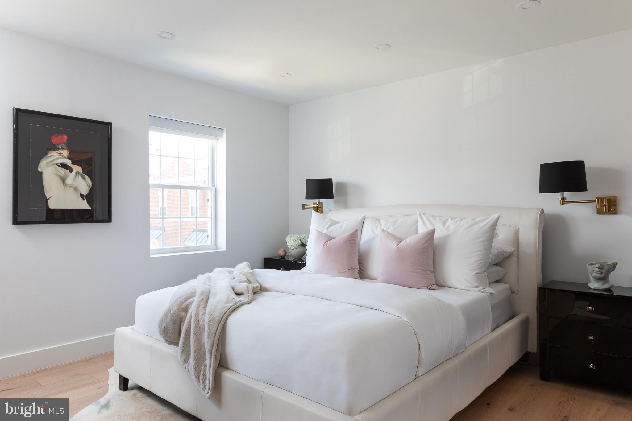 3821 Porter STREET NW Unit: 304