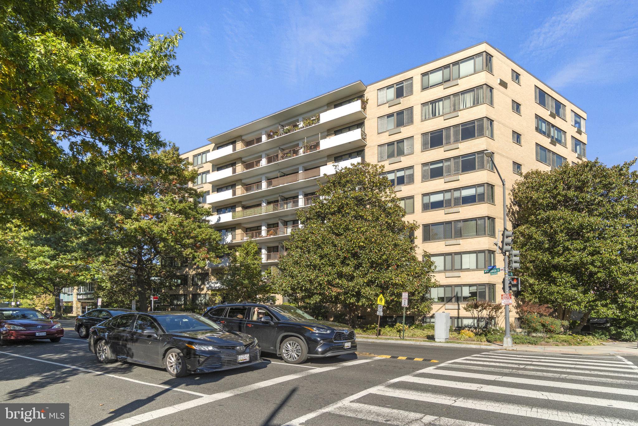 3601 Wisconsin Ave NW #106