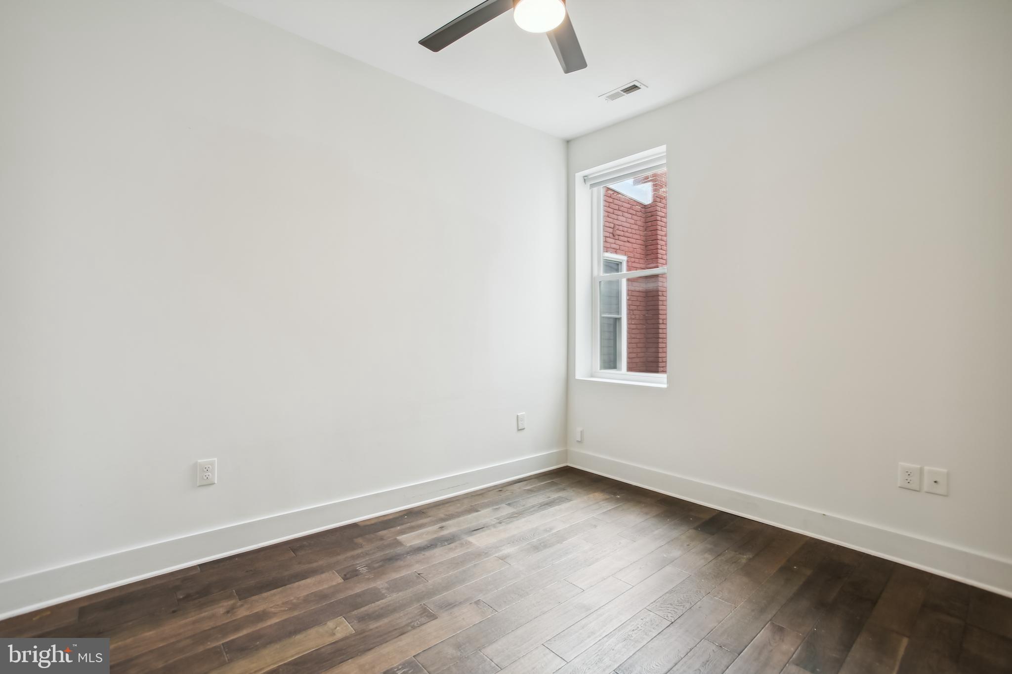 15 R STREET NE Unit: A