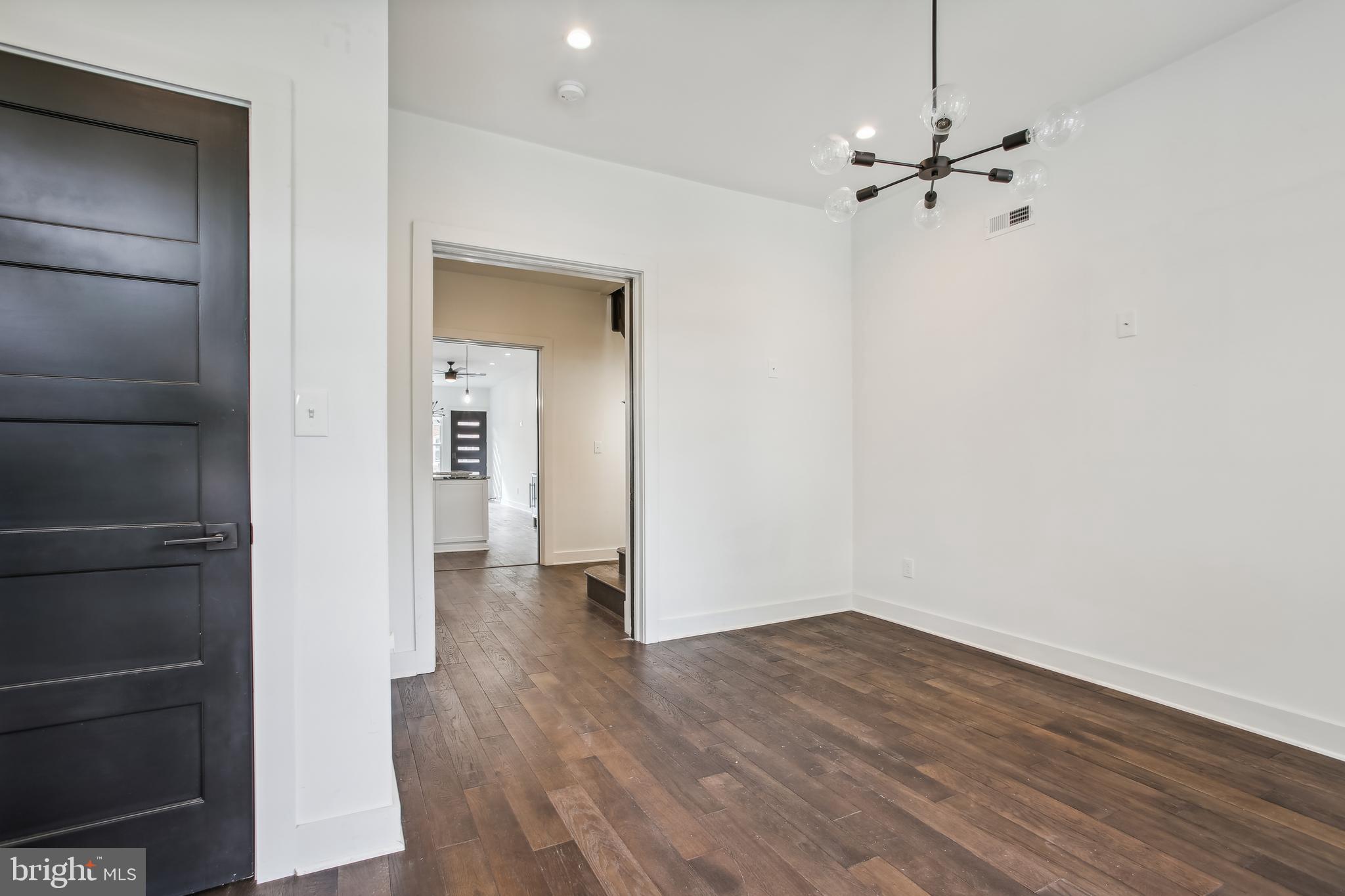 15 R STREET NE Unit: A