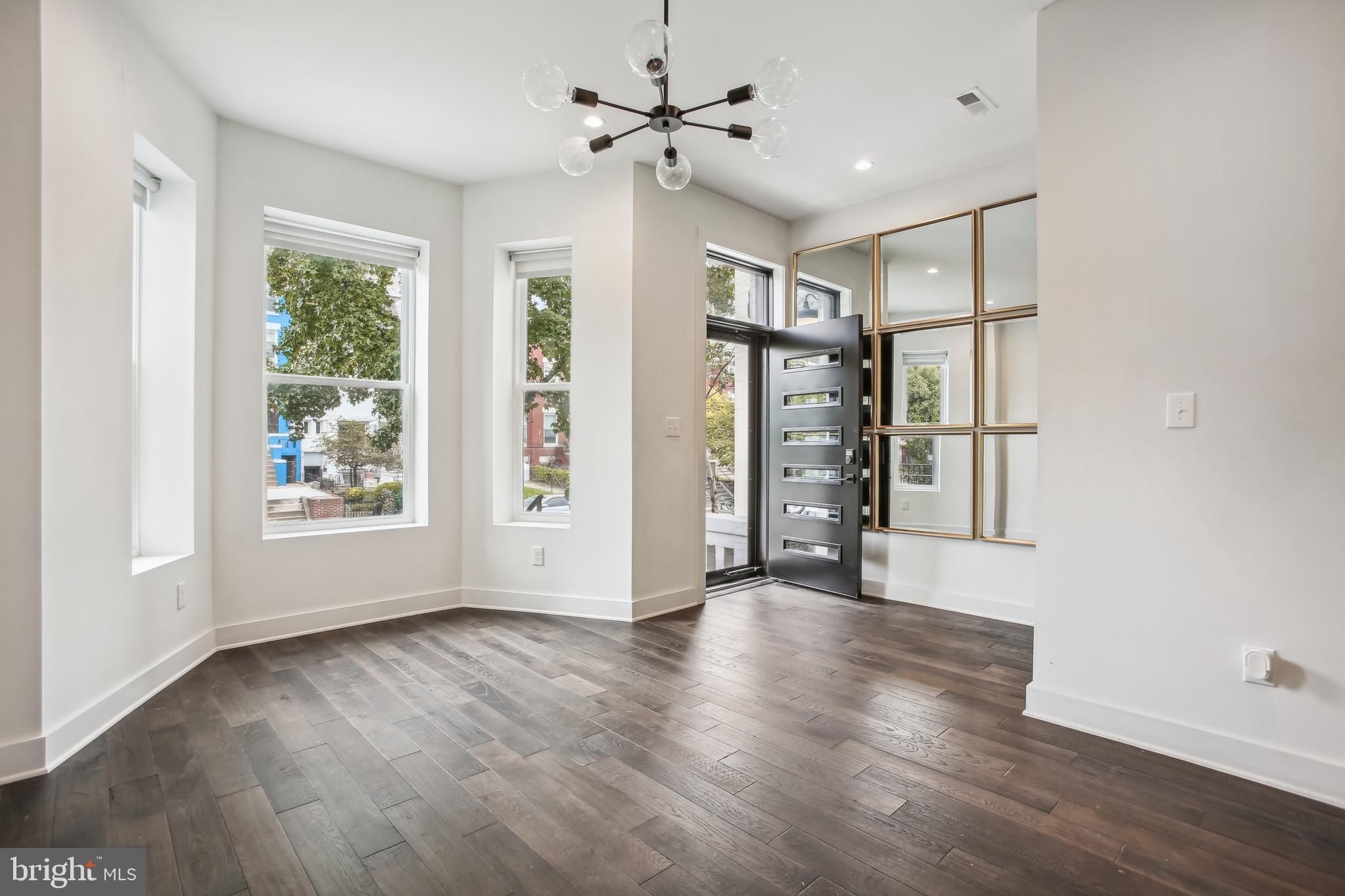 15 R STREET NE Unit: A