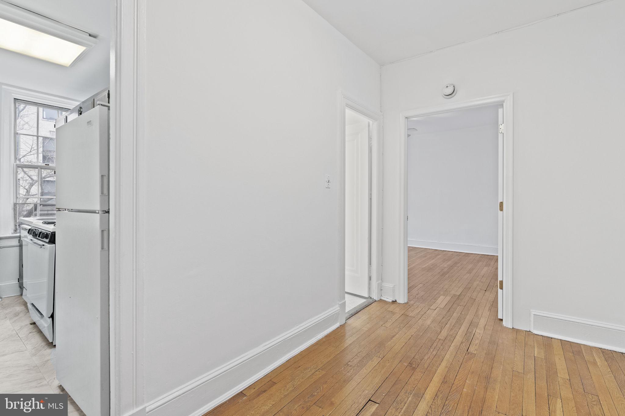 2227 20th St NW #302