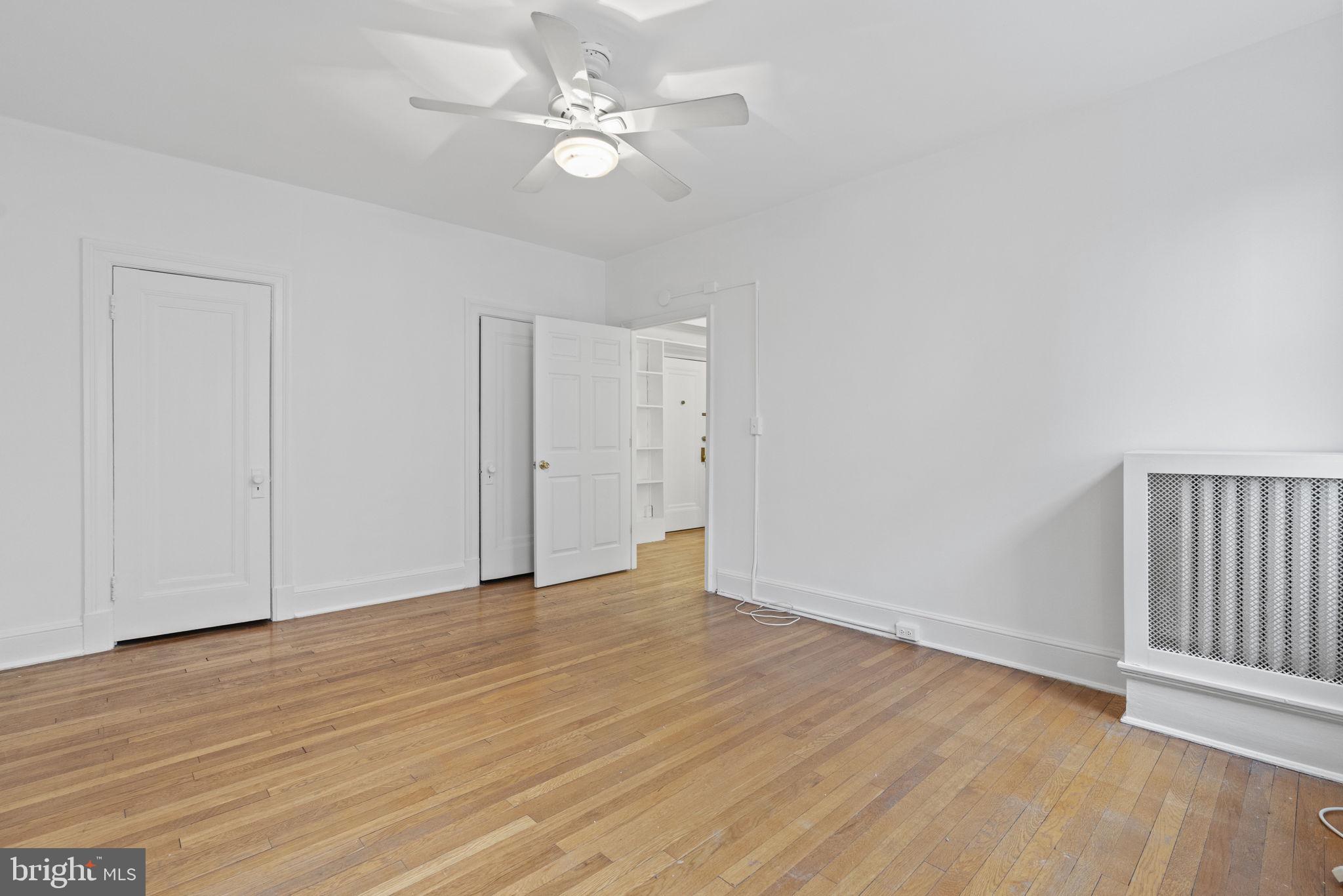 2227 20th St NW #302