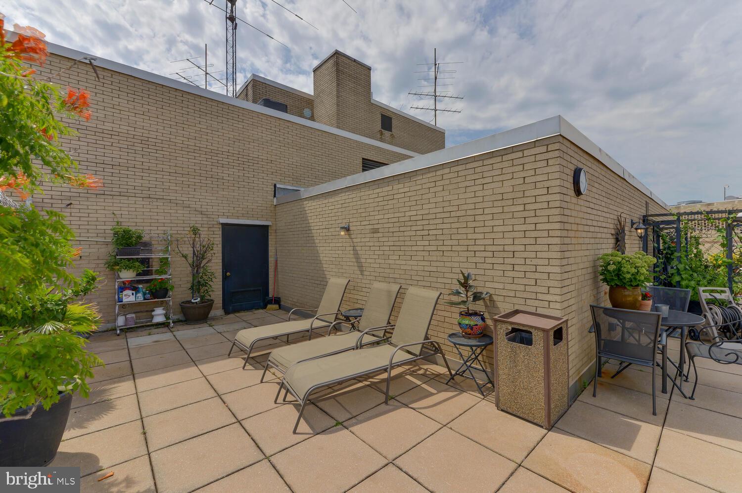 1325 18TH STREET NW 301