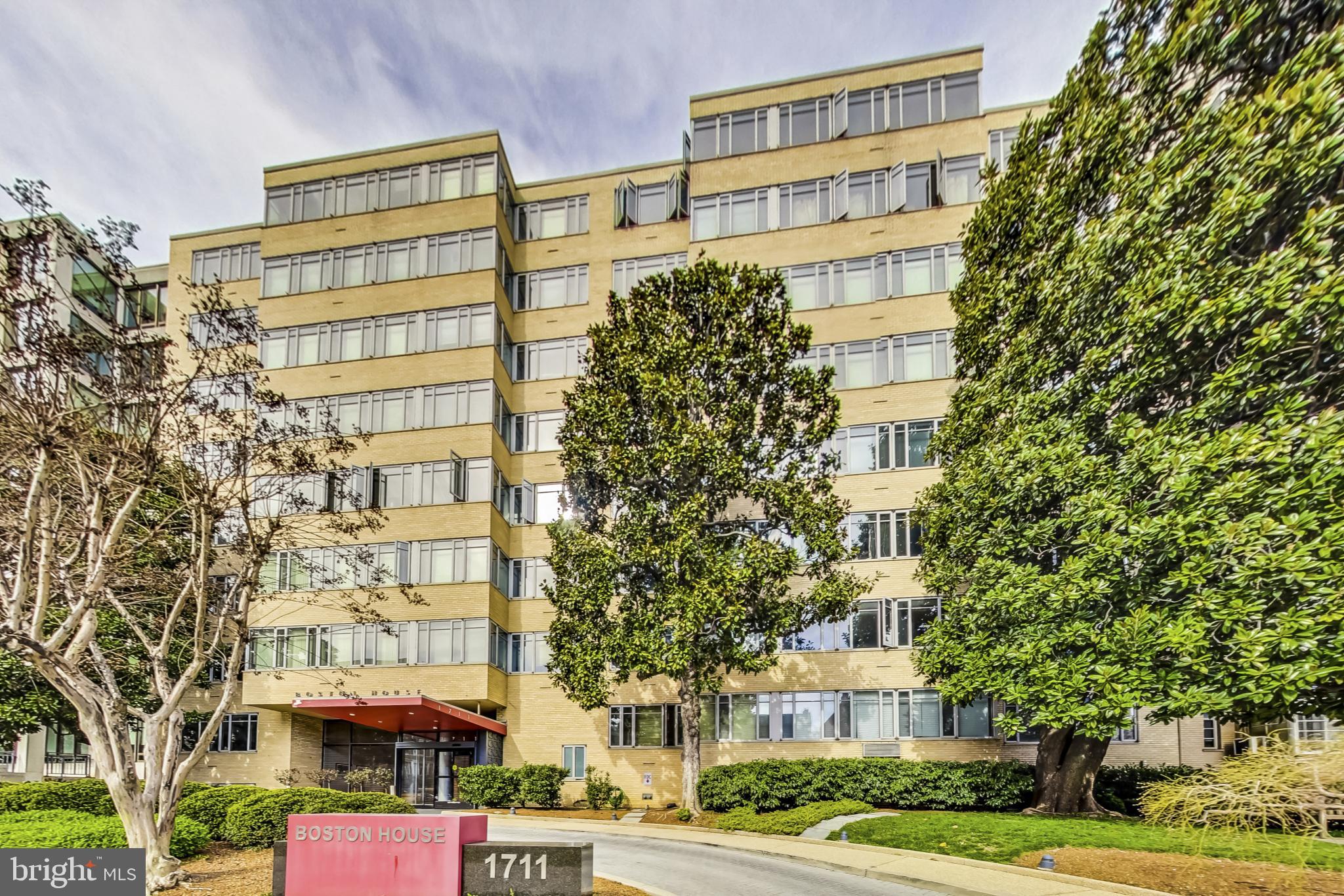 1711 Massachusetts Ave NW #131