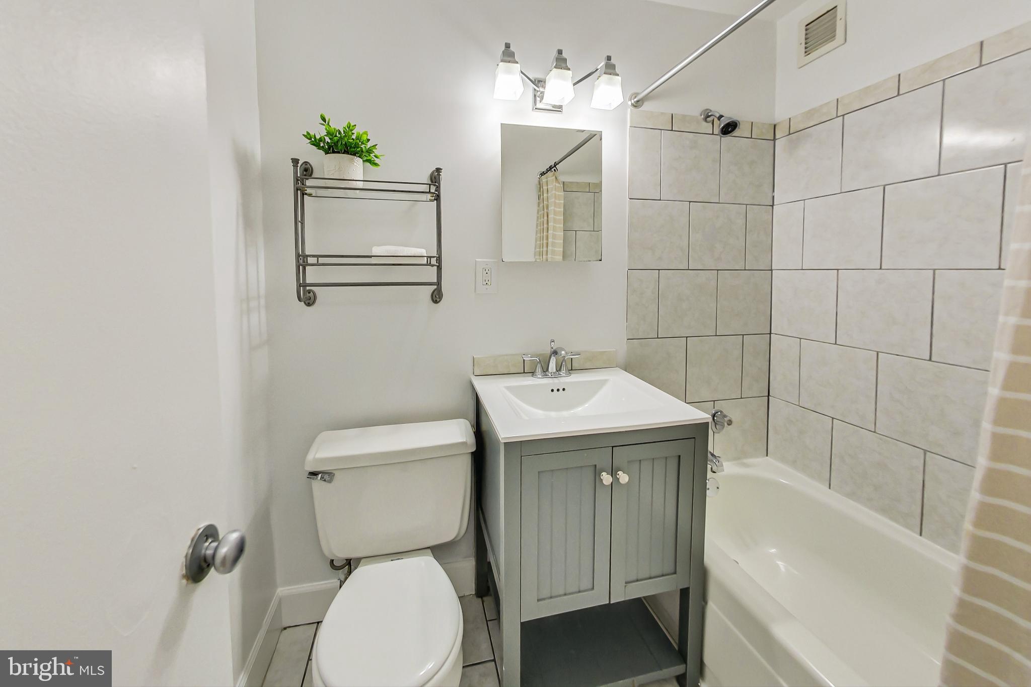 1615 Q St NW #309