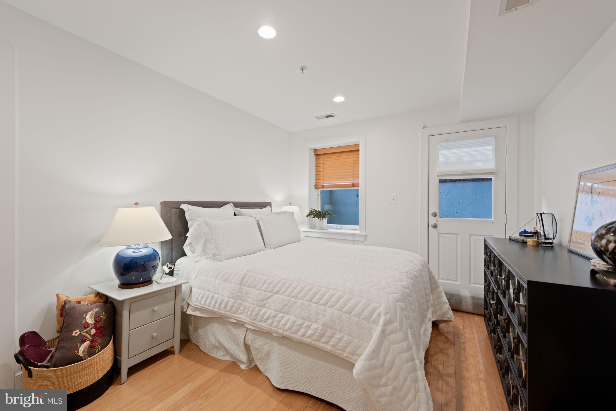 424 E Capitol St NE #3