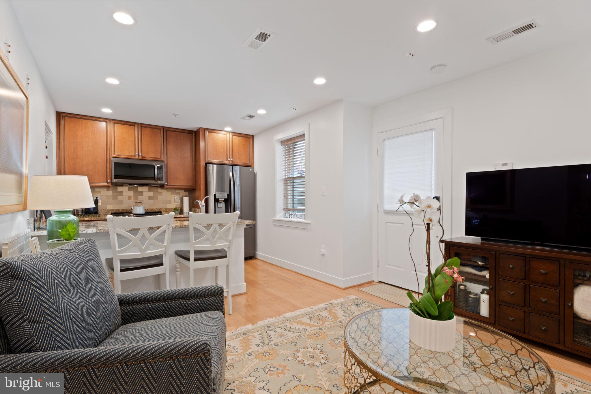 424 E Capitol St NE #3