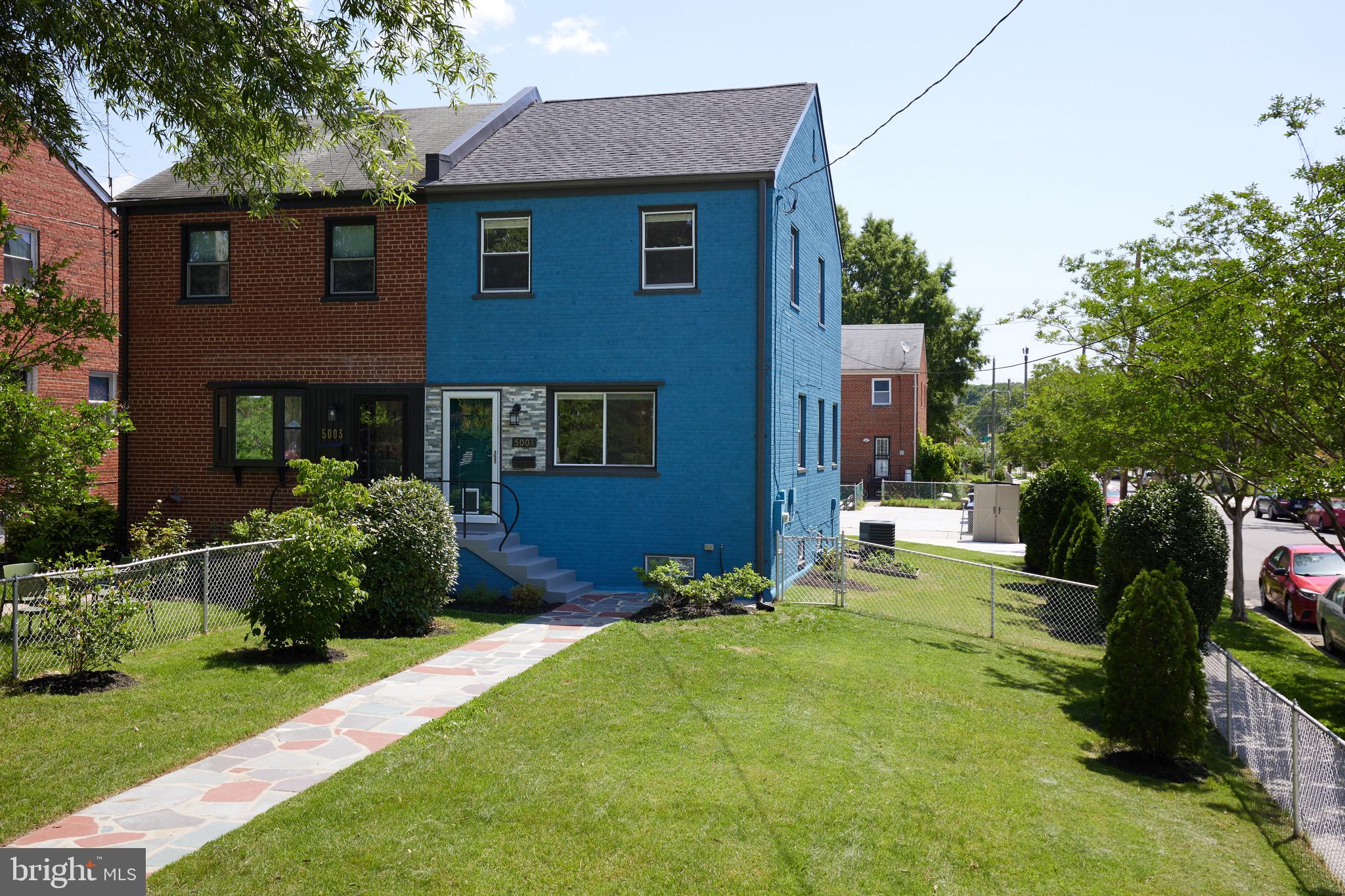 5001 11TH ST NE